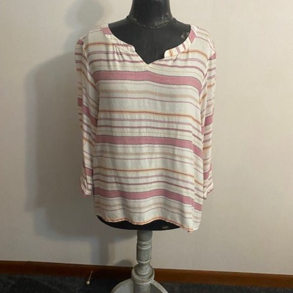 Ariat Gratified stripe split neck top, size XL - Picture 2 of 4